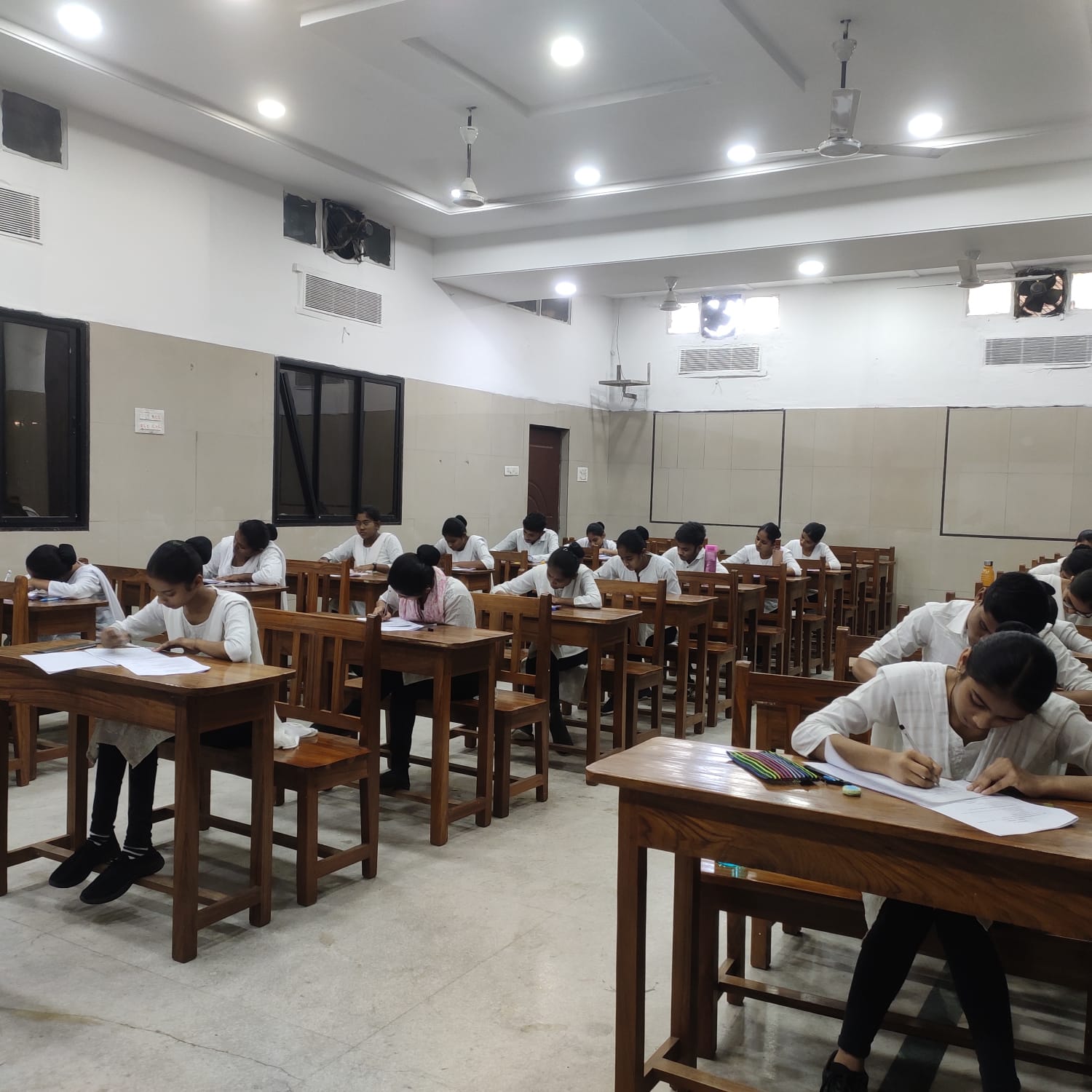 whatsapp image 2026 04 16 at 1.28.28 pm